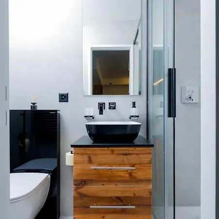 Small But Wow! With Pool @ The