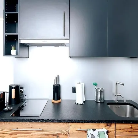 Small But Wow! With Pool @ The * كرانز مونتانا