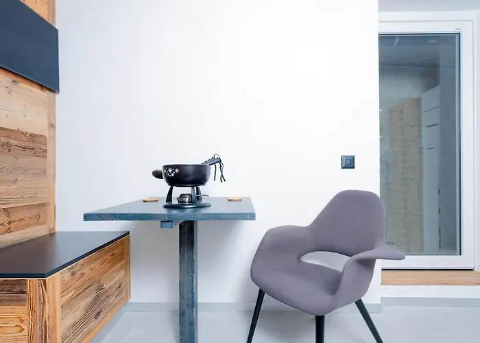 Small But Wow! With Pool @ The Appartement Crans-Montana