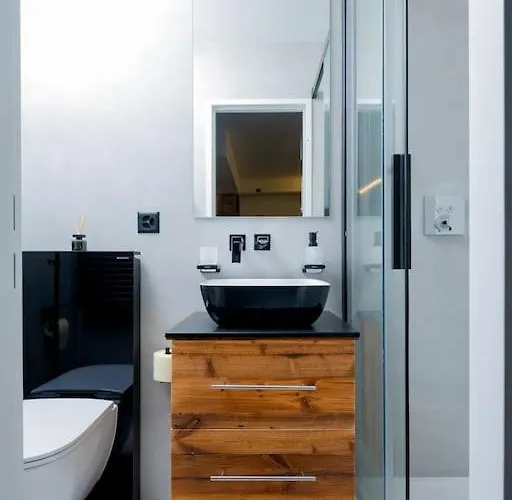 Small But Wow! With Pool @ The